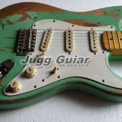 Masterbuilt Heavy Relic Nitrocellulose Lacquer Green Electric Guitar Alder Body, 3 Saddle Bridge, Vintage Tuners