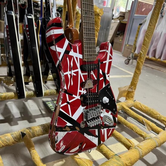 Edward Eddie Van Halen Heavy Relic Red Franken Strat Electric Guitar Black White Stripes Floyd Rose Tremolo Bridge Slanted Pickup Eye hook strap holders 1971 quarter