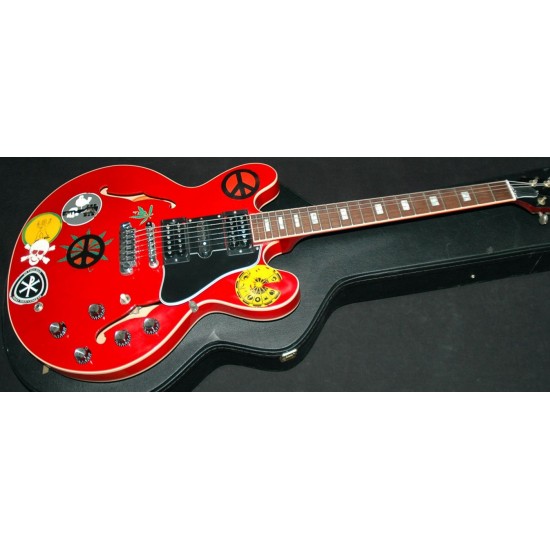 Custom Shop Alvin Lee Semi Hollow Body Big Red 335 Jazz Electric Guitar Multi Stickers Top, Small Block Inlay, 60s Neck, HSH Pickup, 5 Knobs