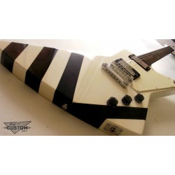 Custom Shop Galleries Scorpions Matthias Jabs Style Explorer White Cream Electric Guitar ABR-1 Little Pin Bridge, Chrome Hardware, Dot inlay